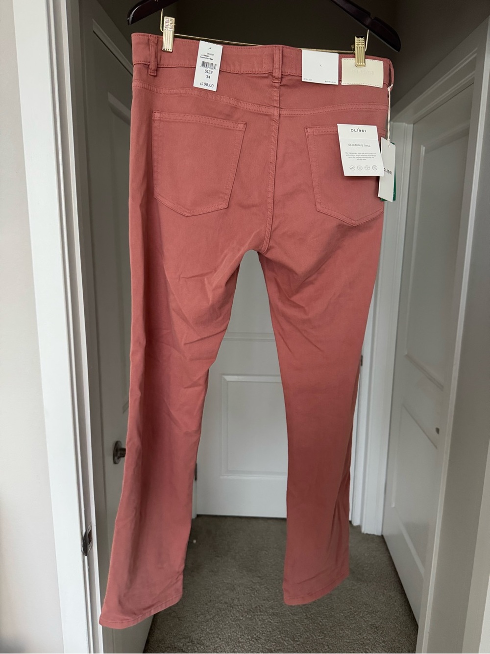 NWT Men’s Nantucket Red DL1961 Nick Slim Jeans- Size 34x32